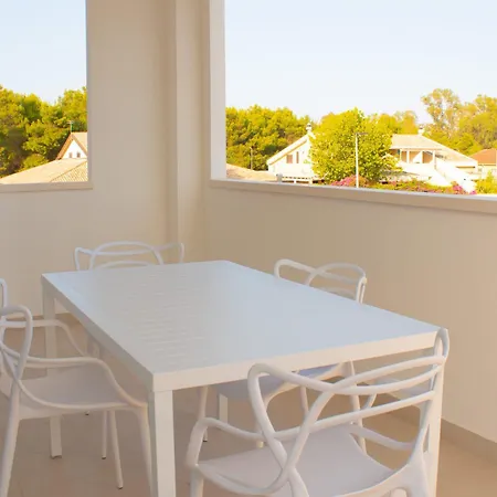 Aparthotel Sunshine Luxury - Private Pool And - Lido