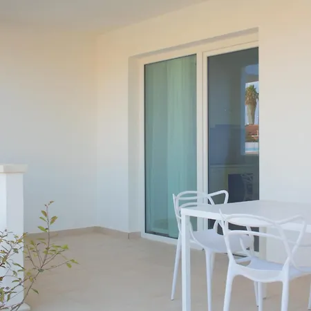 Sunshine Luxury - Private Pool And - Lido Aparthotel 4*