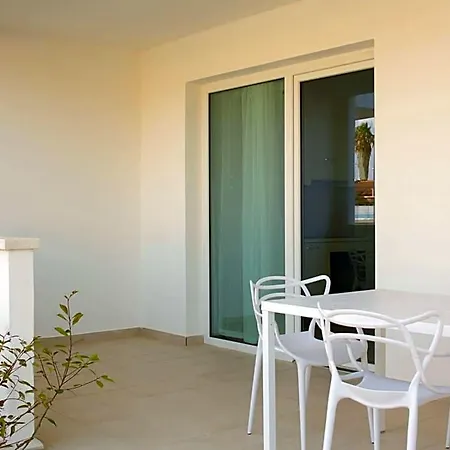 Aparthotel Sunshine Luxury - Private Pool And - Lido Policoro