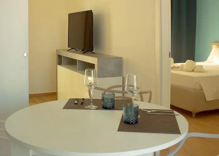 Aparthotel Sunshine Luxury - Private Pool And - Lido 4*